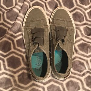Blowfish flat sneakers